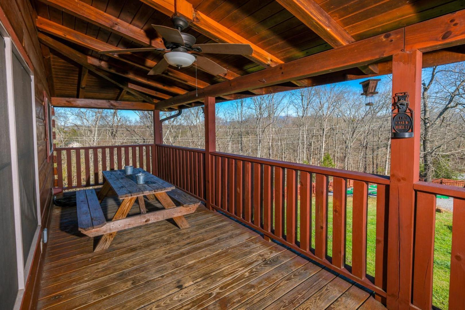 Holiday home 5br Sleeps 20 Putt Putt Gameroom Hot Tub Free Attraction Tickets Pigeon Forge