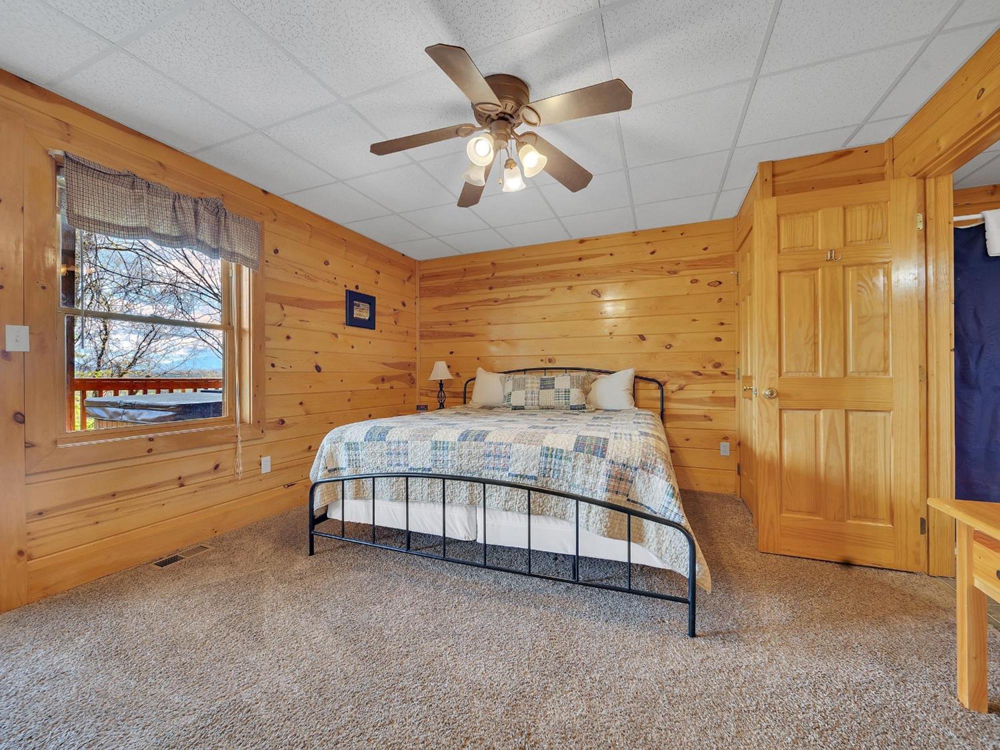Ern860 - Cozy Bear Overlook