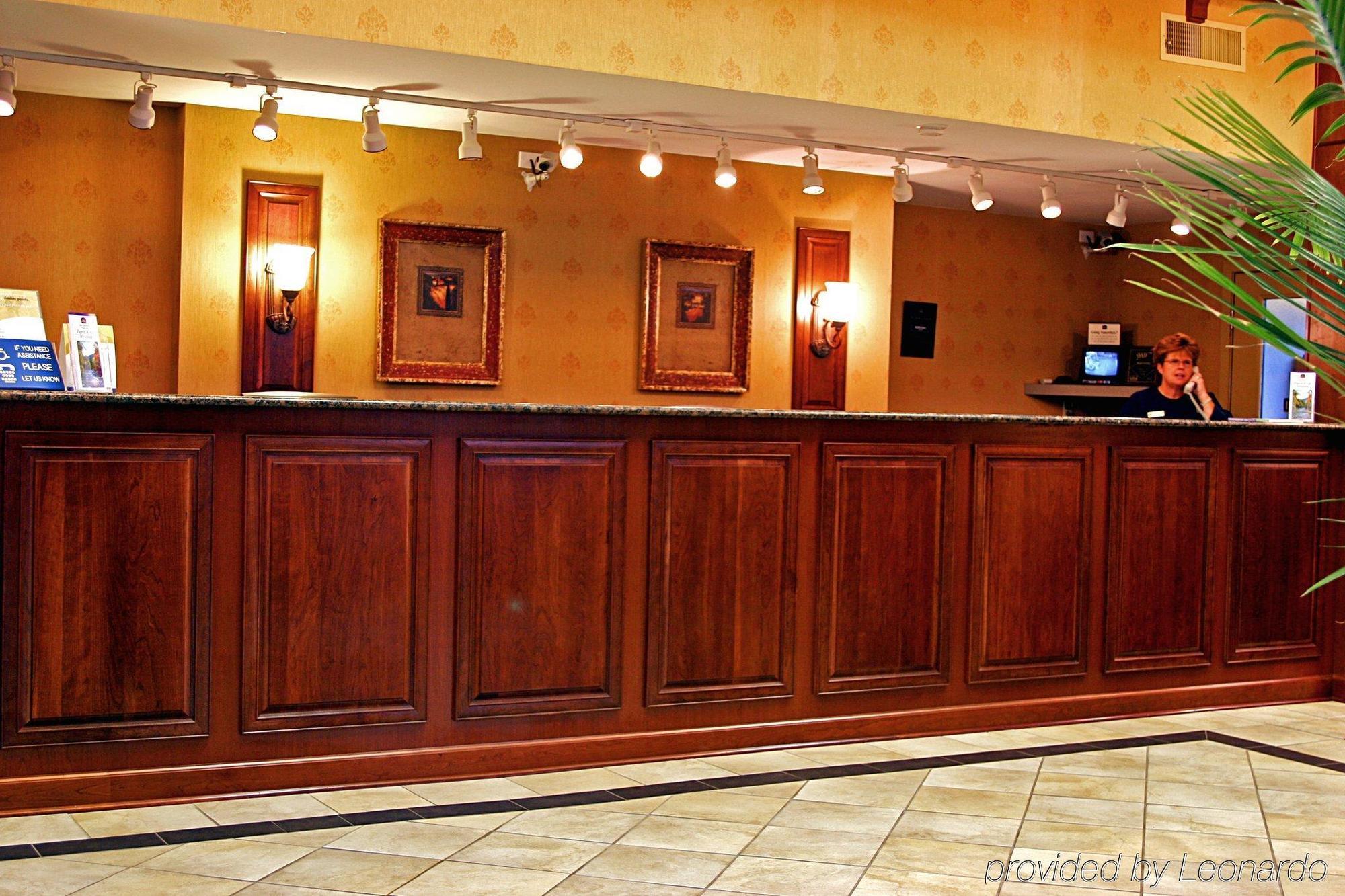 Hotel Western Plaza