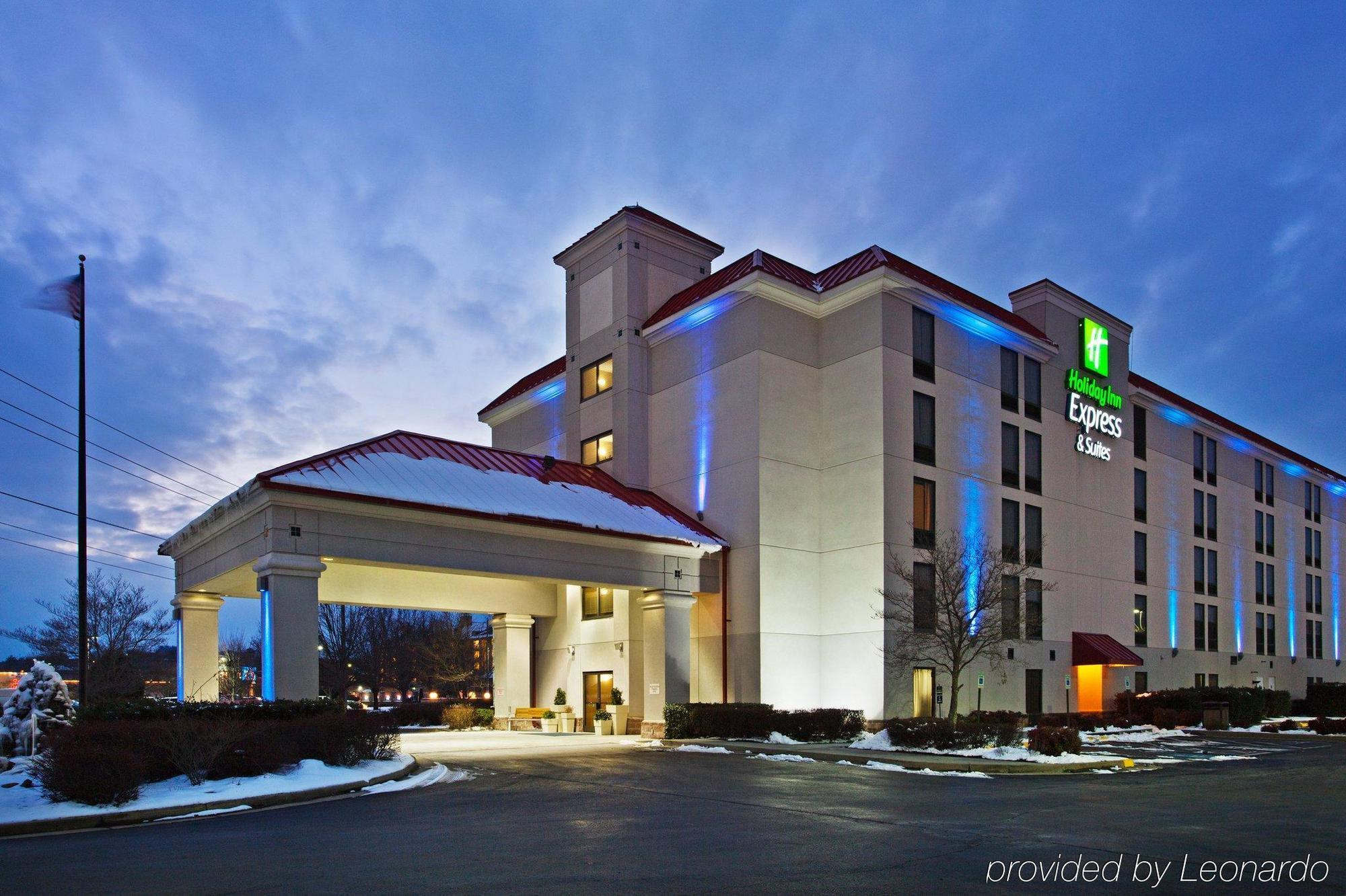 Express & By Ihg