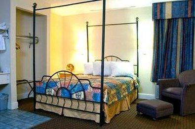 Briarstone 2* Pigeon Forge