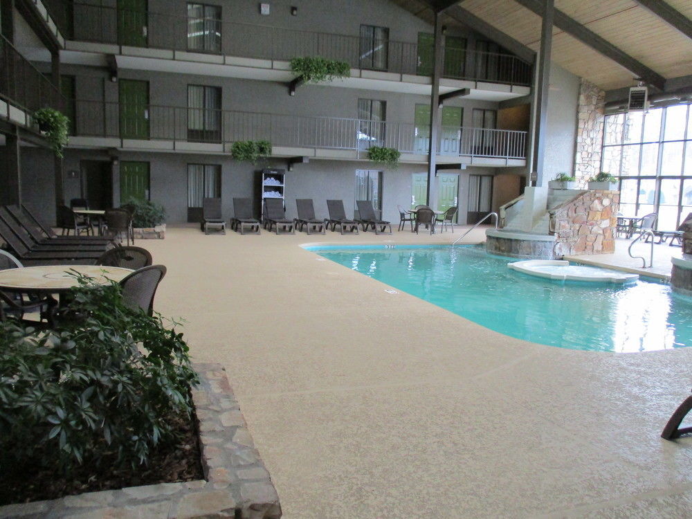 Hotel Western Plaza 3*