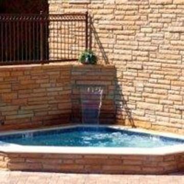Springhill Hotel 3*