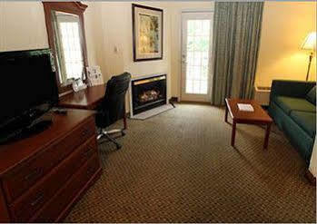 Hotel Comfort & At Dollywood Lane Pigeon Forge