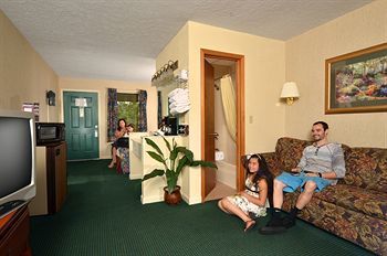 Hotel Creekstone 2*