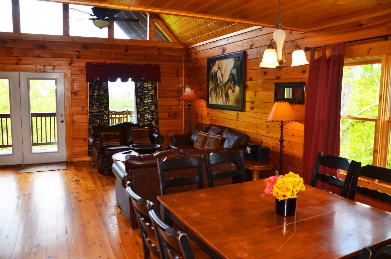 Cowboy Up Holiday home Pigeon Forge