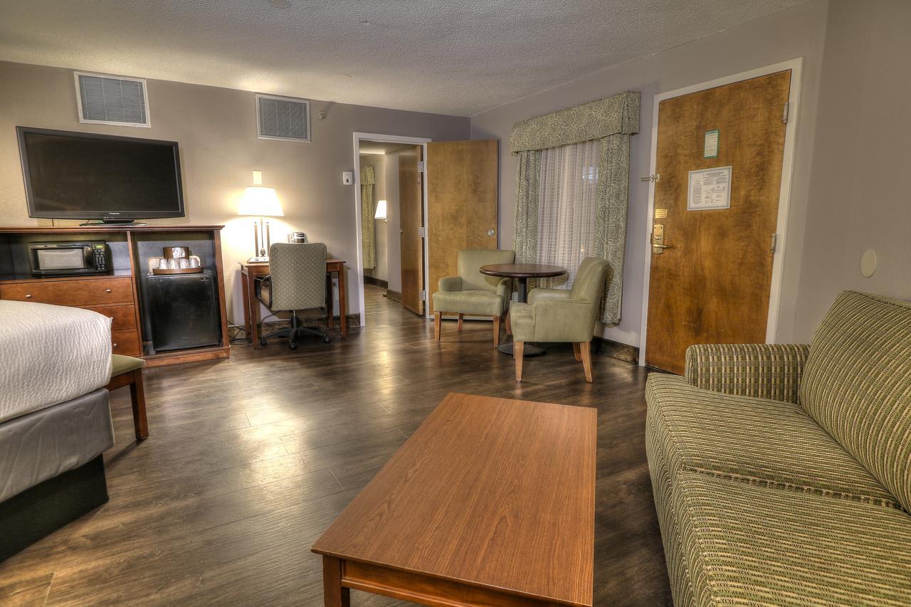 The Ramsey And Convention Center 4*