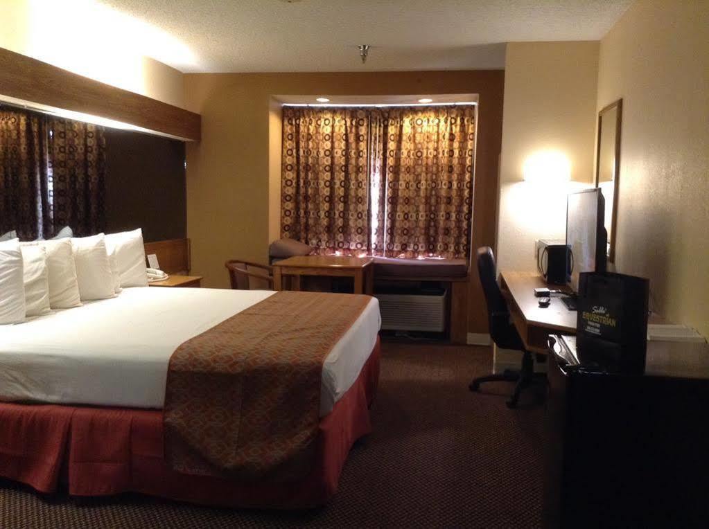 Hotel Guest 2*