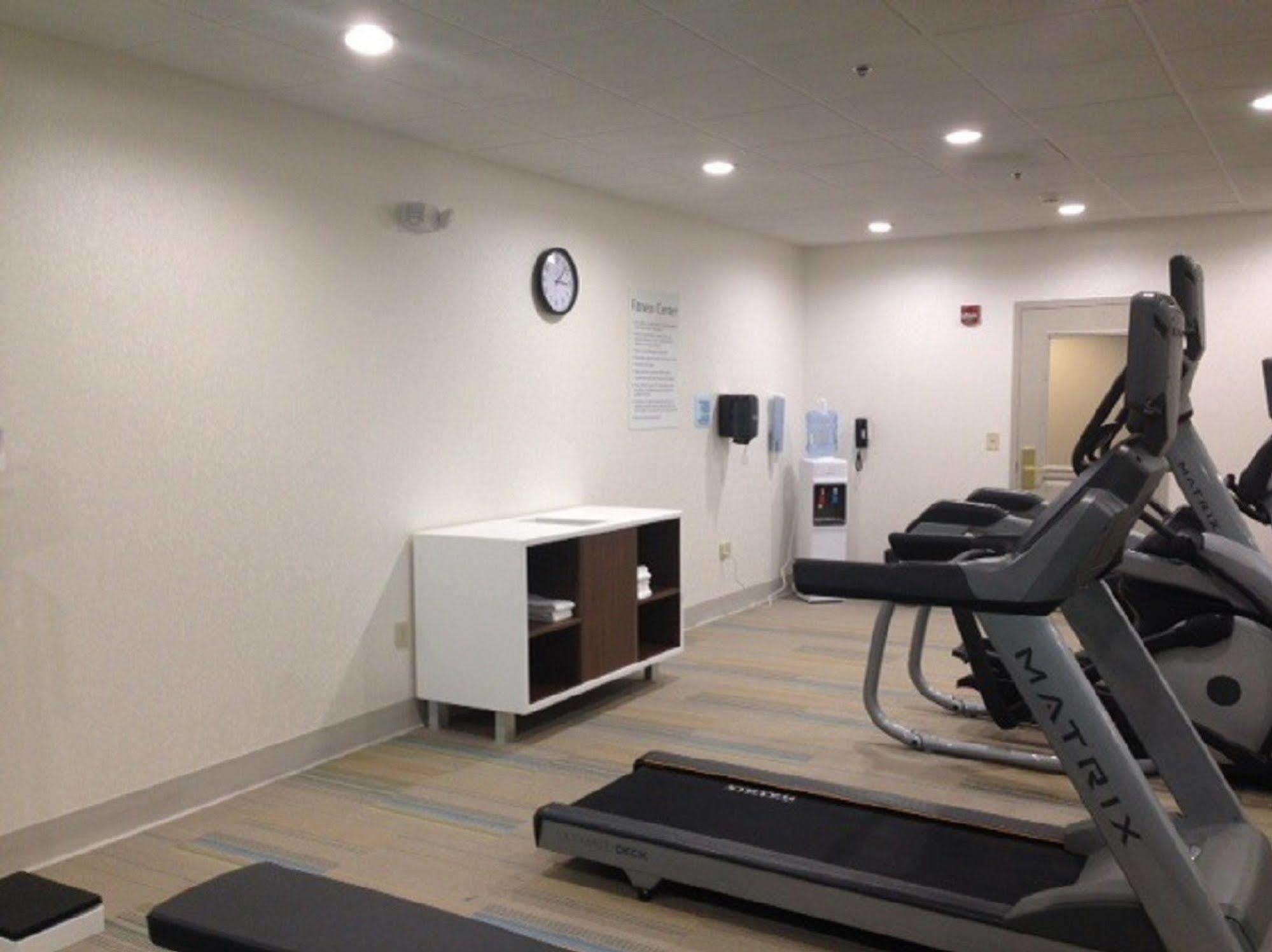Express - Sevierville By Ihg 2*