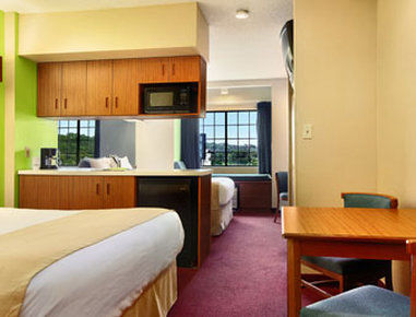 Microtel & By Wyndham Hotel 3*