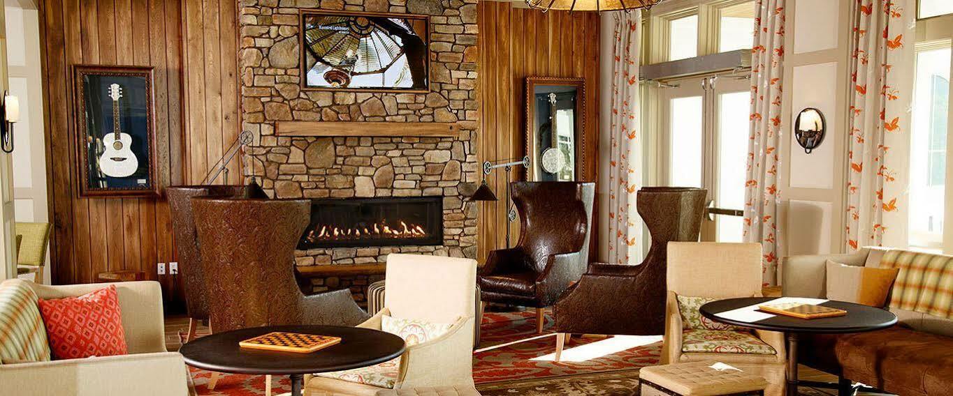Resort Dollywood's Dreammore And 4*