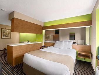 Microtel & By Wyndham Hotel