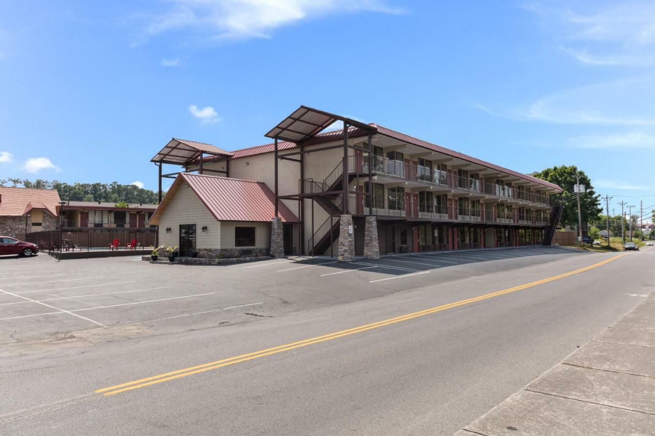 Econo Pigeon Forge