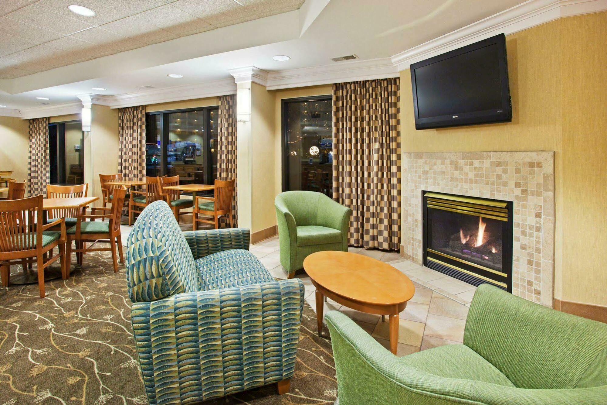 Express & By Ihg Resort Pigeon Forge