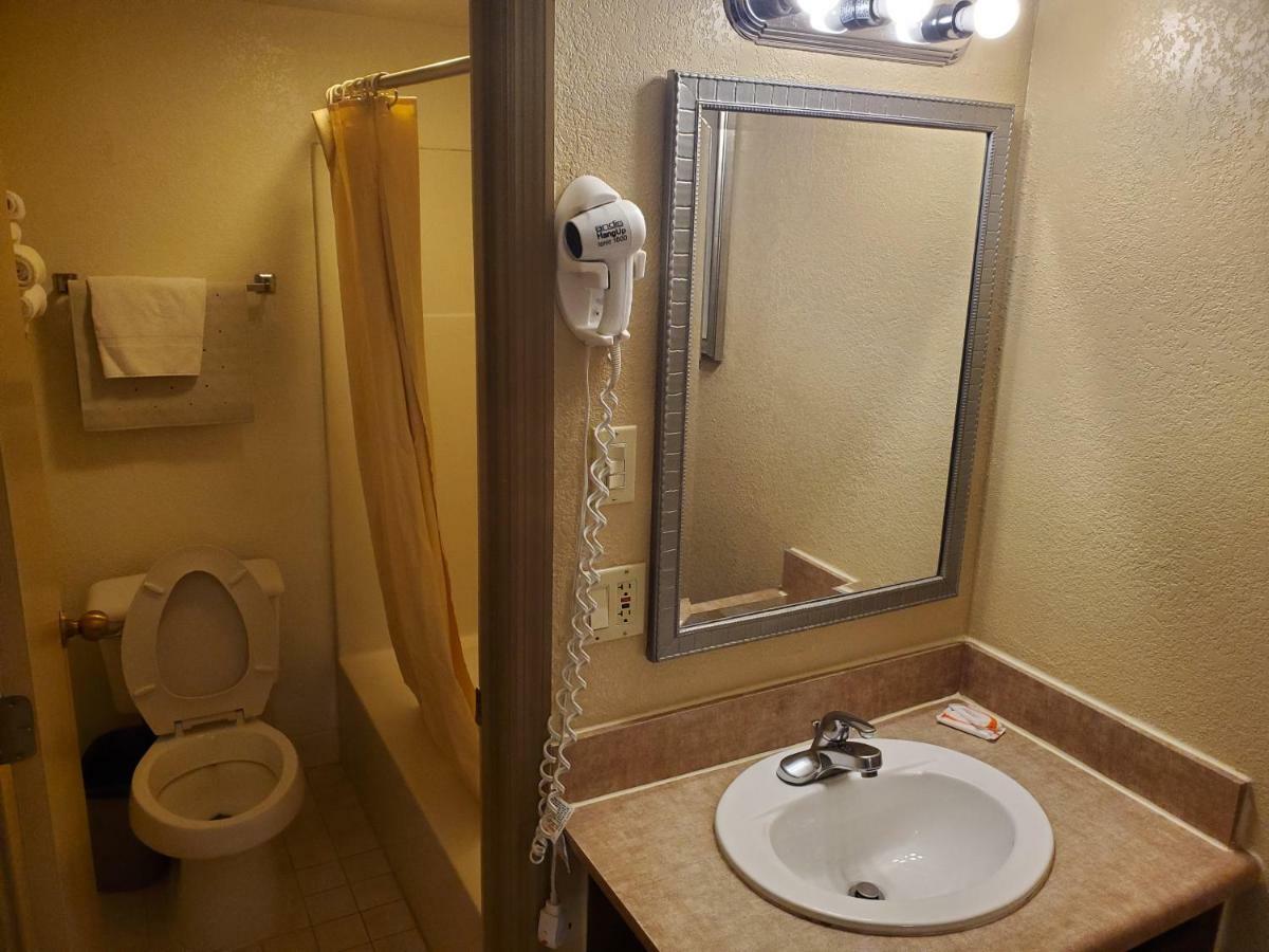 Colonial House 3* Pigeon Forge