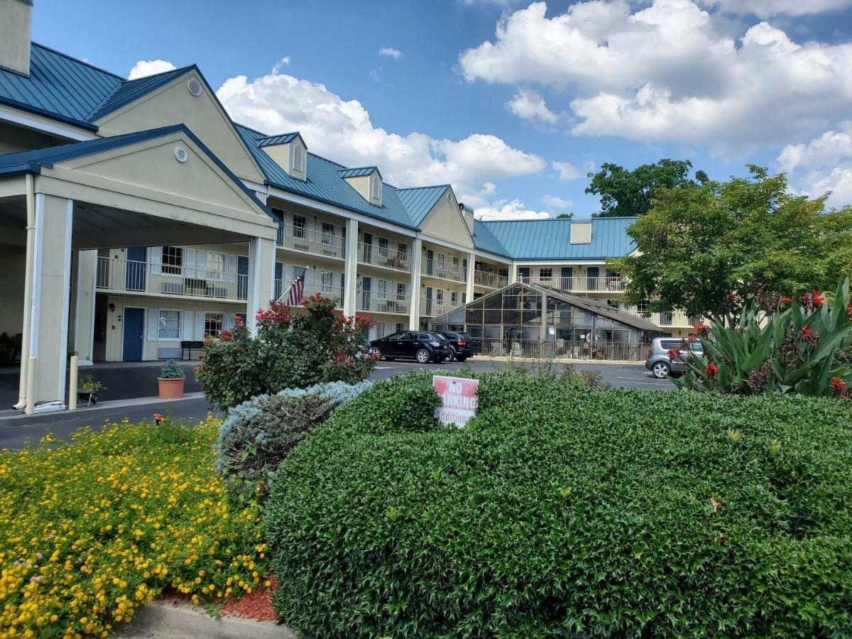 Colonial House 3* Pigeon Forge
