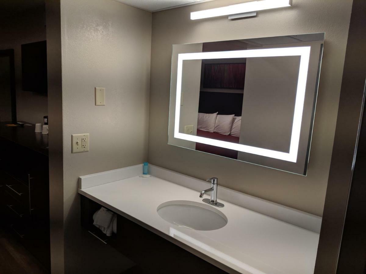 Riverside Tower 4* Pigeon Forge