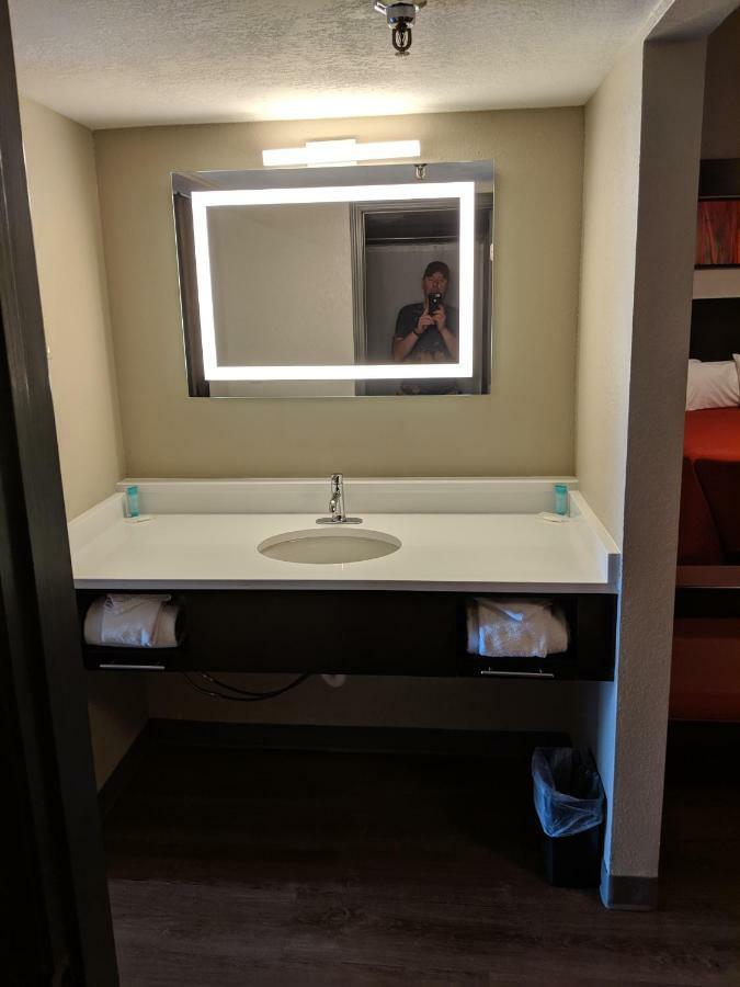 Riverside Tower 4* Pigeon Forge