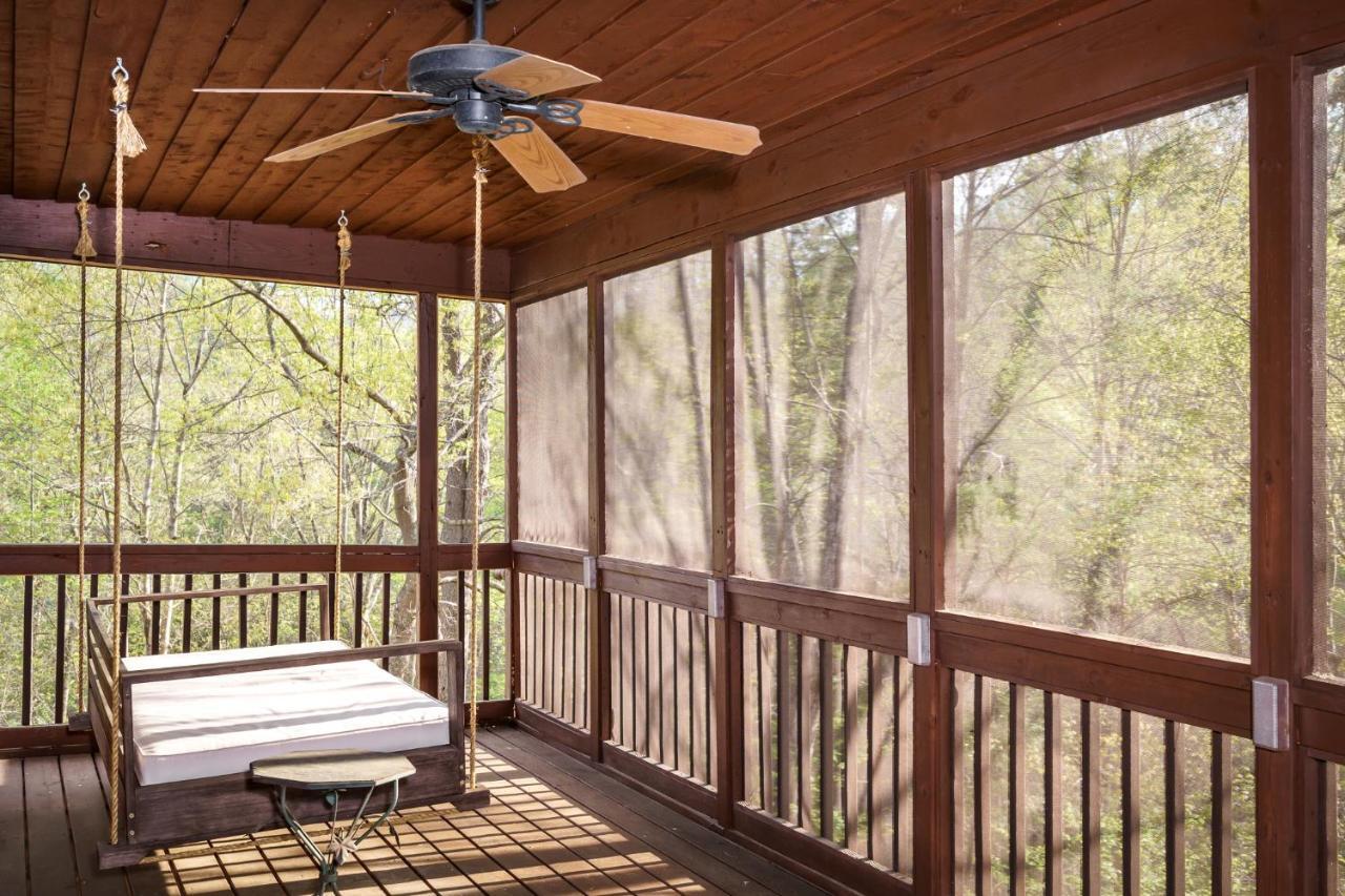 Glori's Retreat, Game Room, 1089 Of Free Attraction Tickets For Each Paid Day, Dollywood And Pigeon Forge