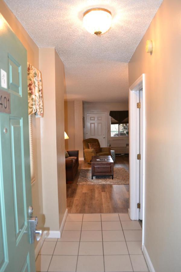 River Place #401 2bd Holiday home