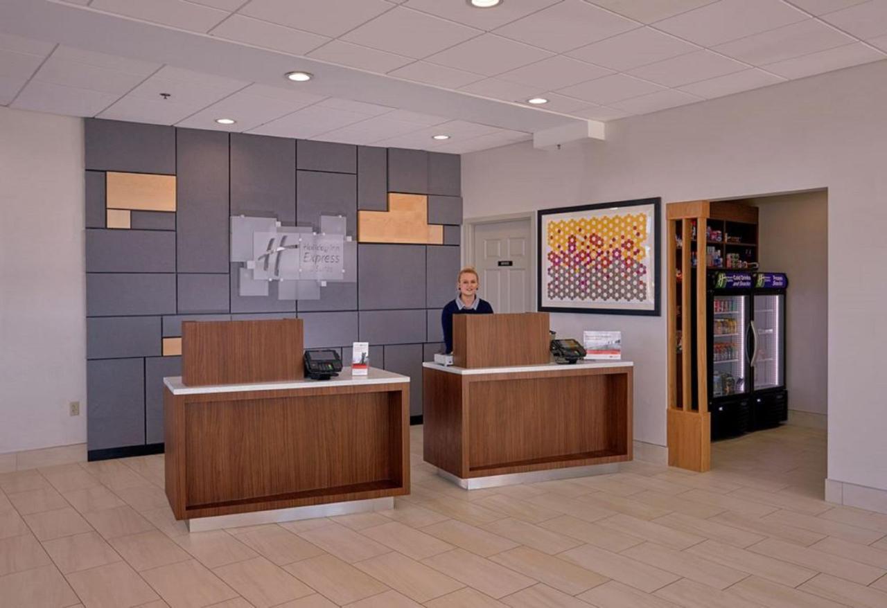Hotel Express - Sevierville By Ihg Pigeon Forge